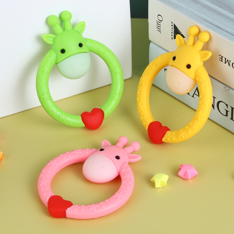 Teether bayi/Gigitan bayi model jerapah BPA Free/Teether berbentuk hati rusa  L278