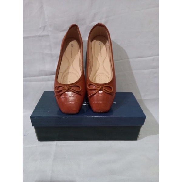 Flat shoes wanita FRANSISCA RENALDY L.LENKA BROWN