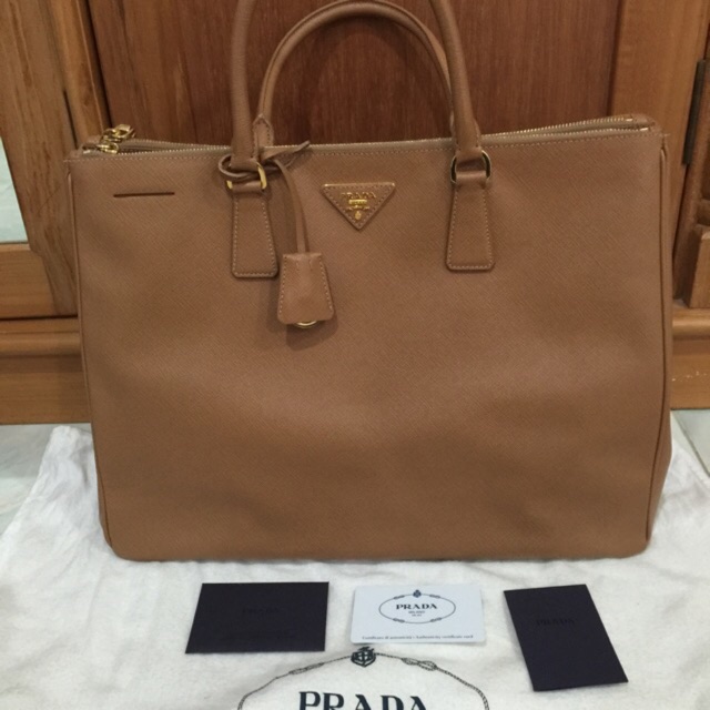 Prada Saffiano Large