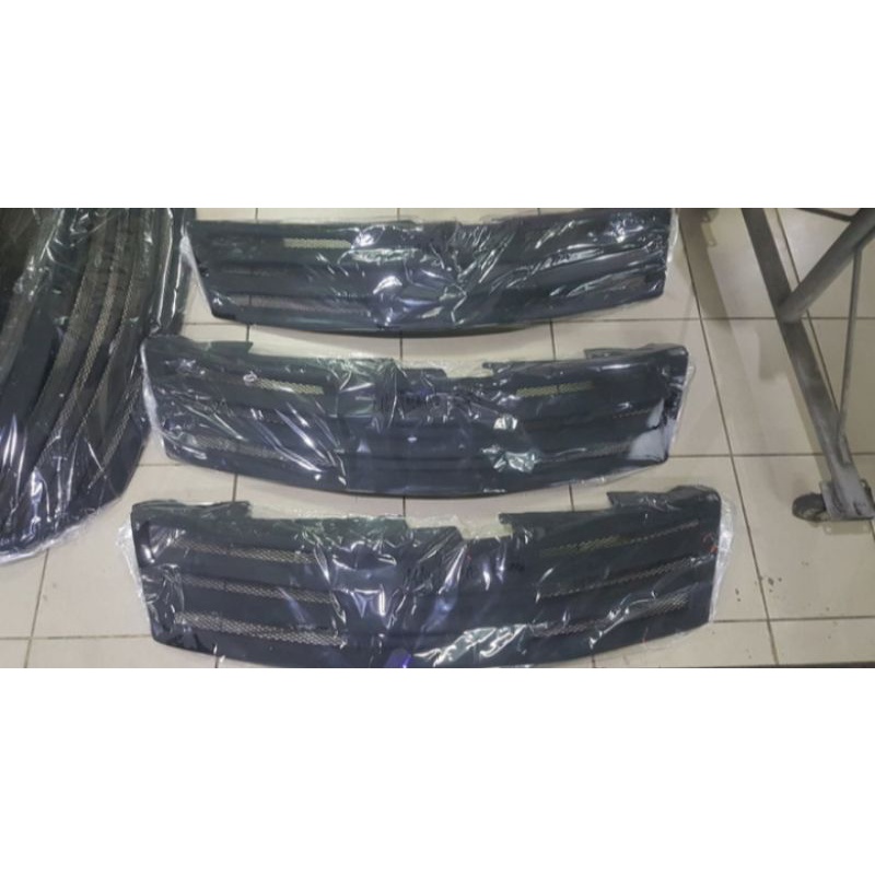 grill livina ultimate 2012 garis