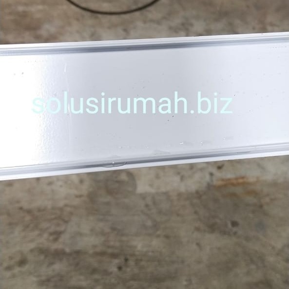 TUTUP KANAL C 4 INCH PERMETER 1M ALUMINIUM PUTIH OPEN BACK white