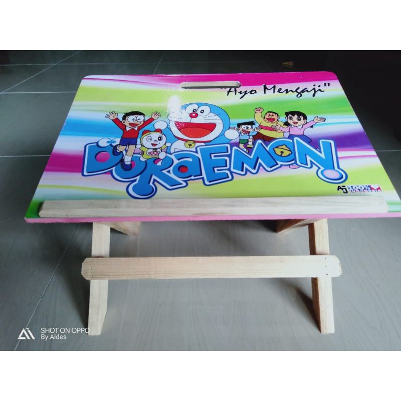 Meja belajar / mengaji