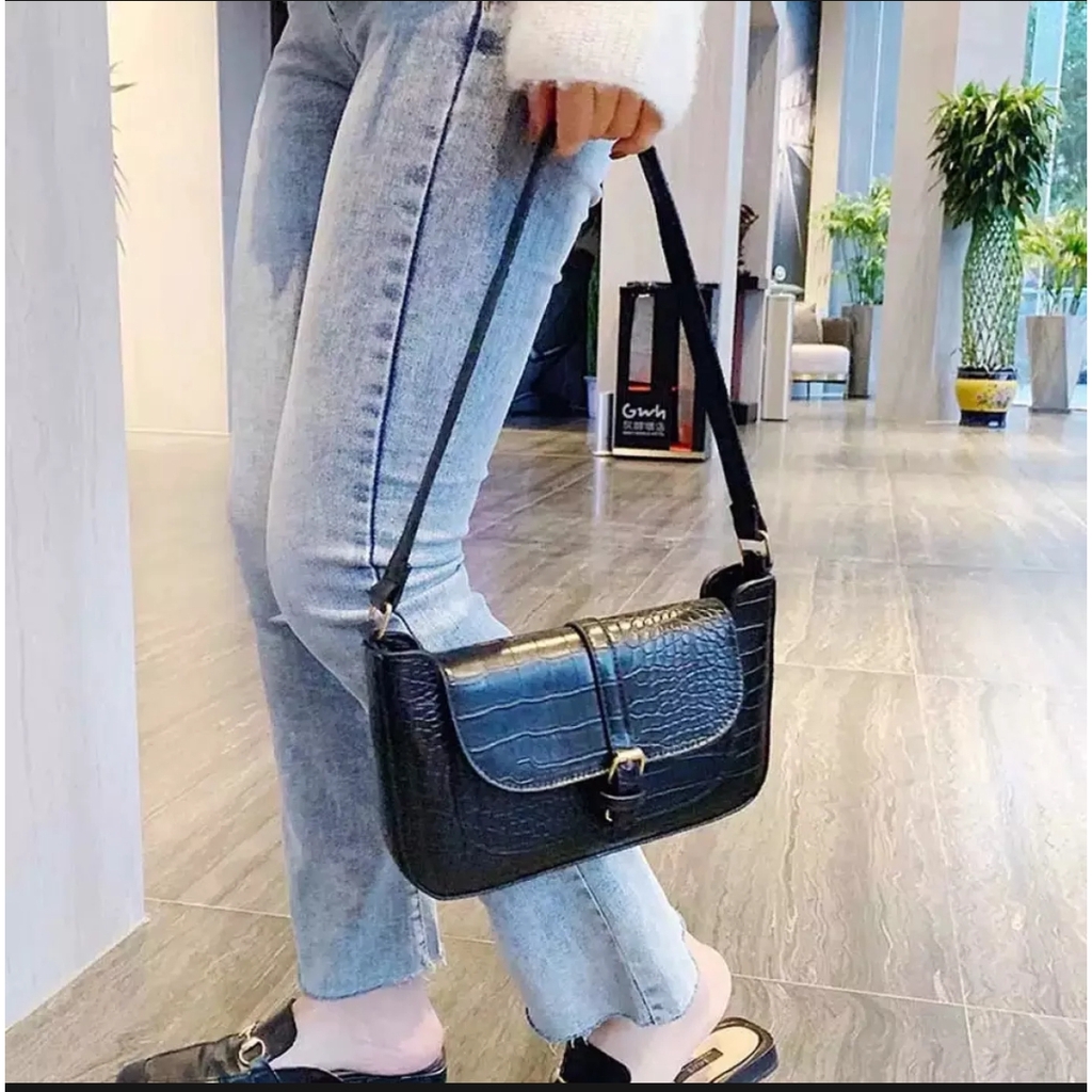 TAS BAHU WANITA GESPER Shopee Indonesia
