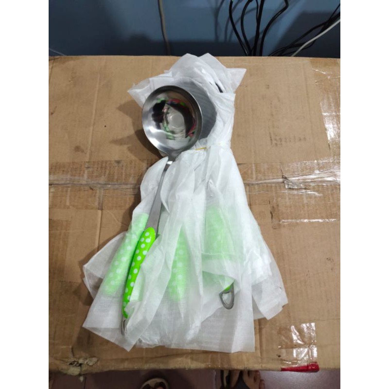 Irus segi/Sendok sop/Centong sayur