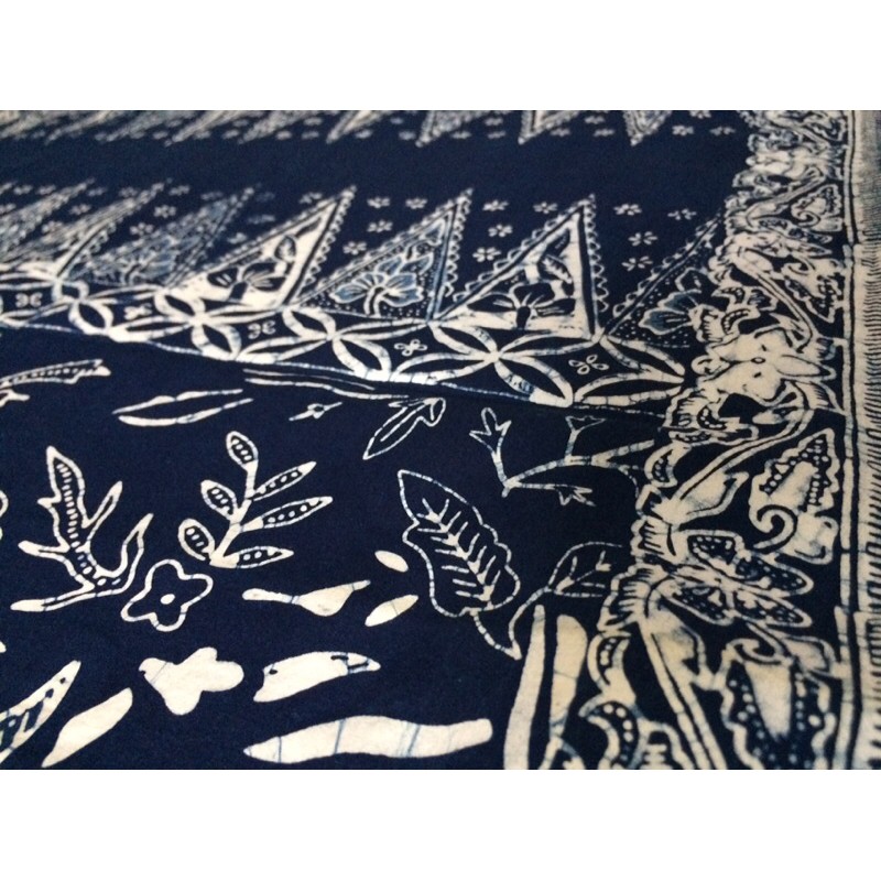 KAIN SARUNG CAP WARNA ALAM. indigofera