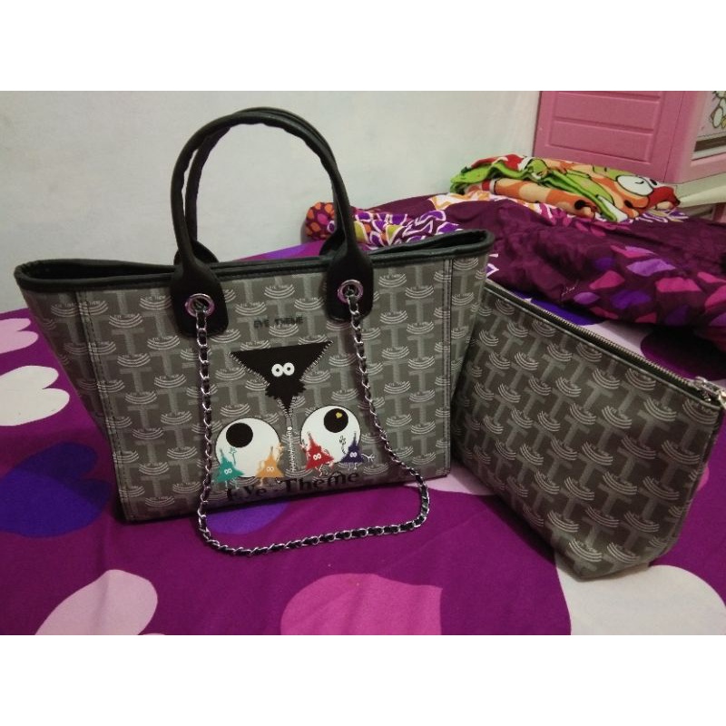 Tas tote huer mata preloved