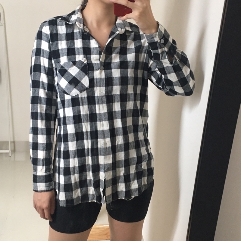 Kemeja wanita / kemeja tangan panjang motif kotak / long sleeve shirt