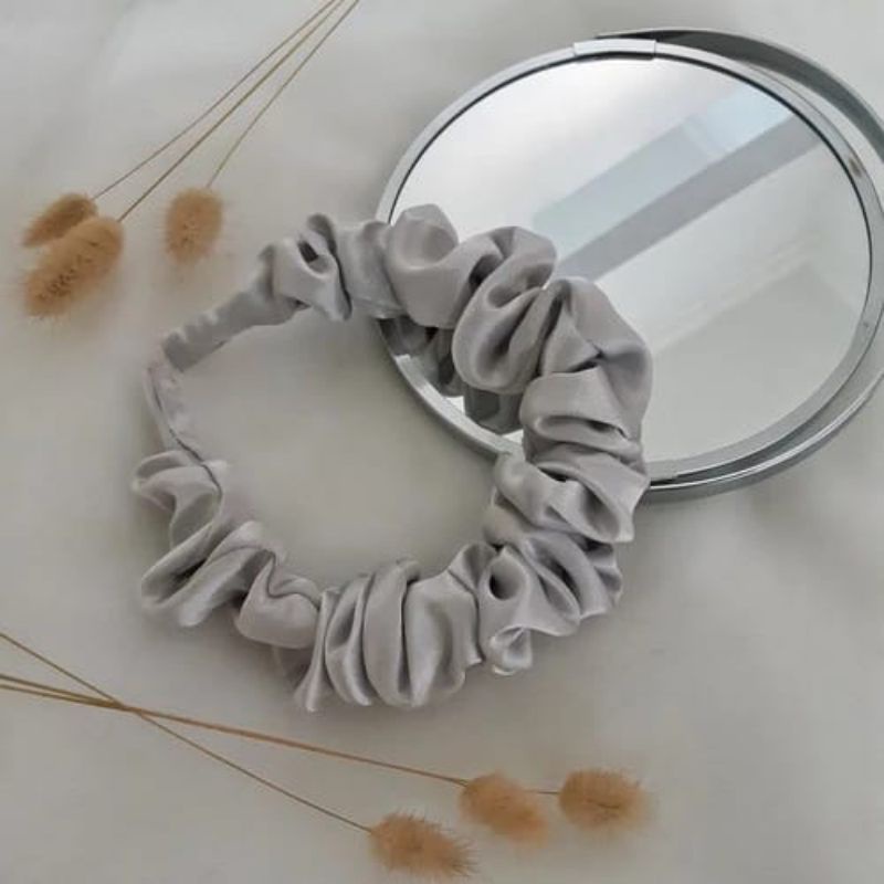 [TERMURAH ] SCRUNCHIE BANDO KOREA HEADBAND SATIN BIG RUFFLE PREMIUM FREE BABEL