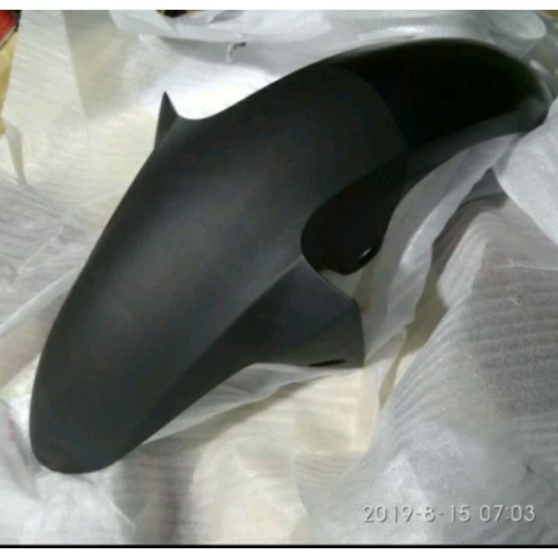 spakbor depan R15  V2 hitam dof original . 2PK-F1511-00-1Y