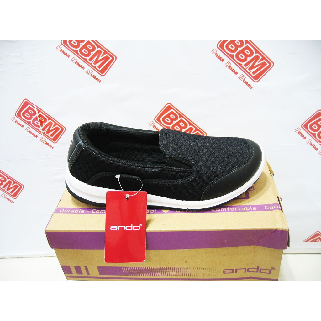 ANDO ZELLY - SEPATU WANITA SLIP ON SANTAI KERJA - Hitam/Putih
