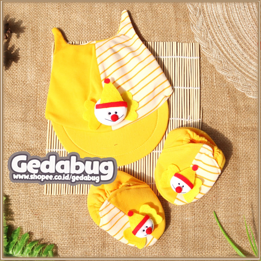 Topi Bayi Set Care / Topi + Kaos Kaki Newborn Motif Lucu - gedabug