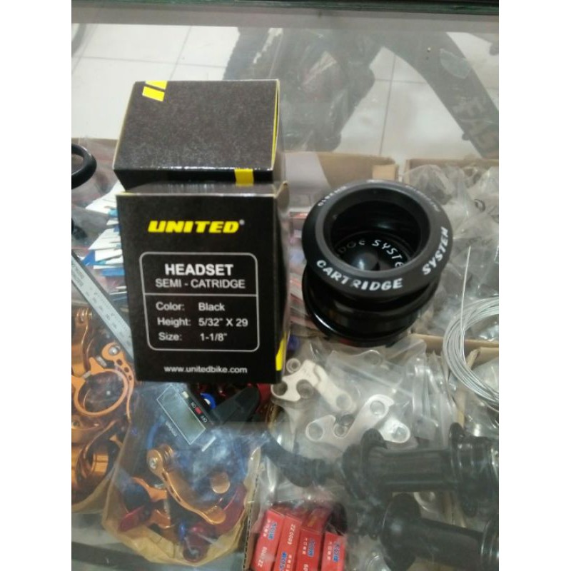Kom stang Headset sepeda bmx oversize United Hitam