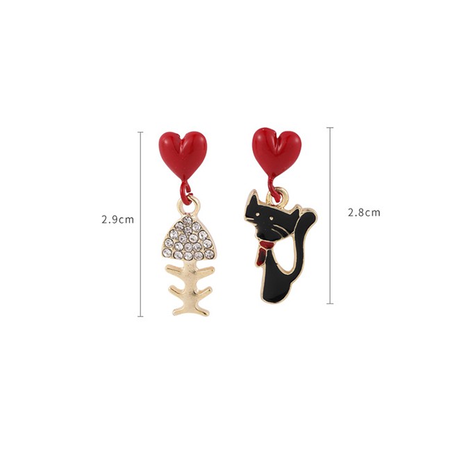 LRC Anting Tusuk Fashion Asymmetric Small Fish Cat Dripping Oil Alloy Earrings P01755