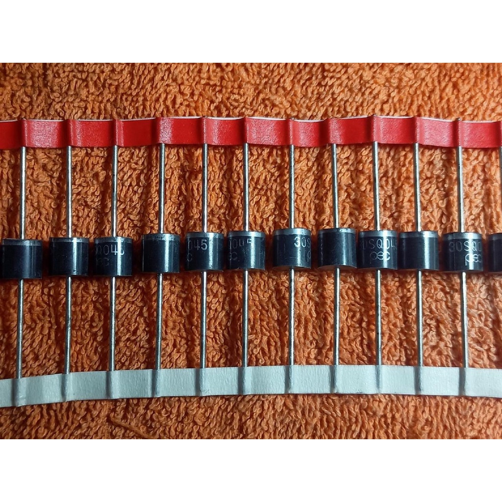 New Original  30SQ 045 30 SQ045 30SQ045 R-6 Solar Schottky Mantaaabbbbb