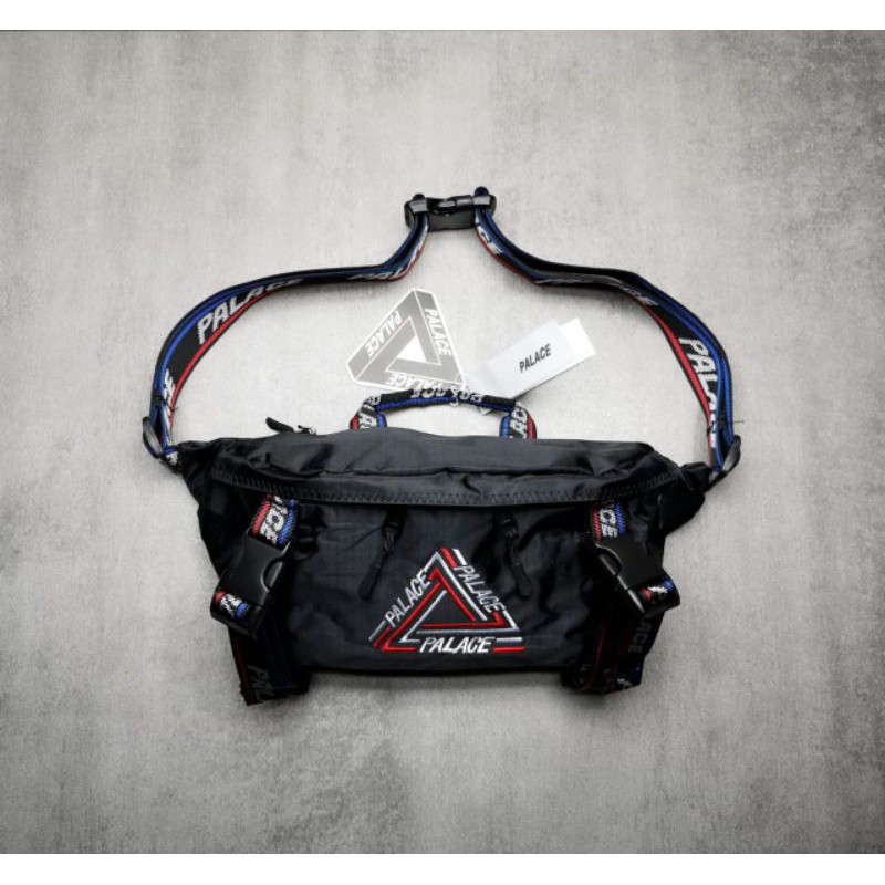 Palace Waist Bag Genius Bun Bag Black
