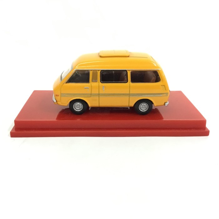 Tomica Limited Vintage Neo LV-N99 Townace Wagon Orange