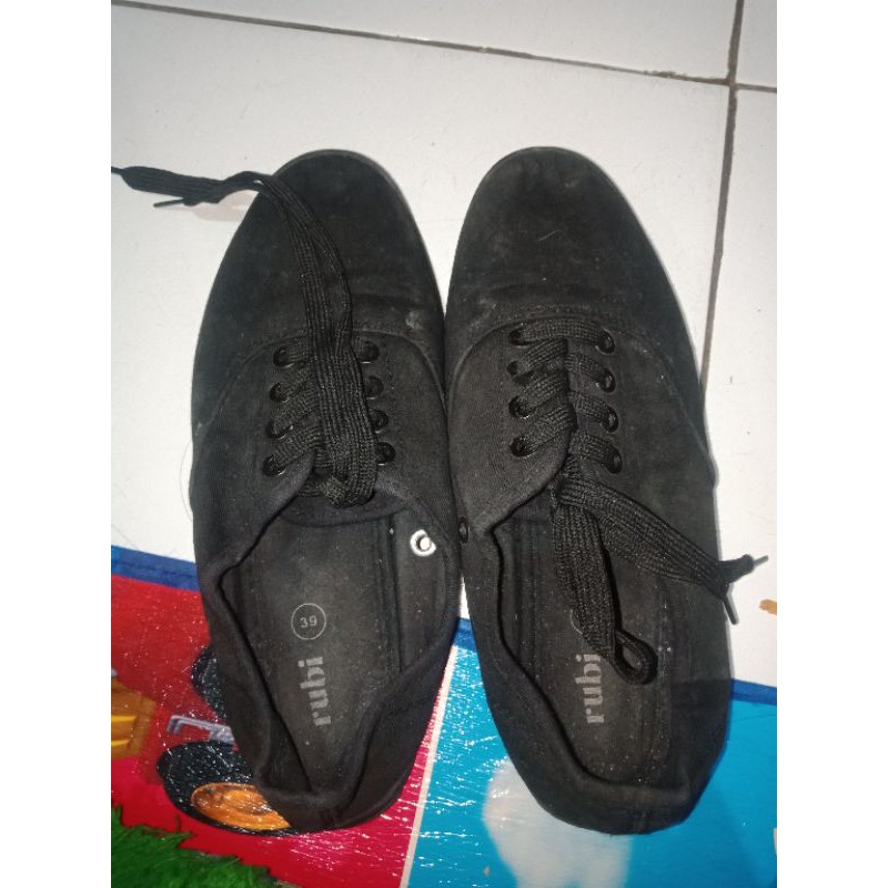 Rubi Shoes (preloved)