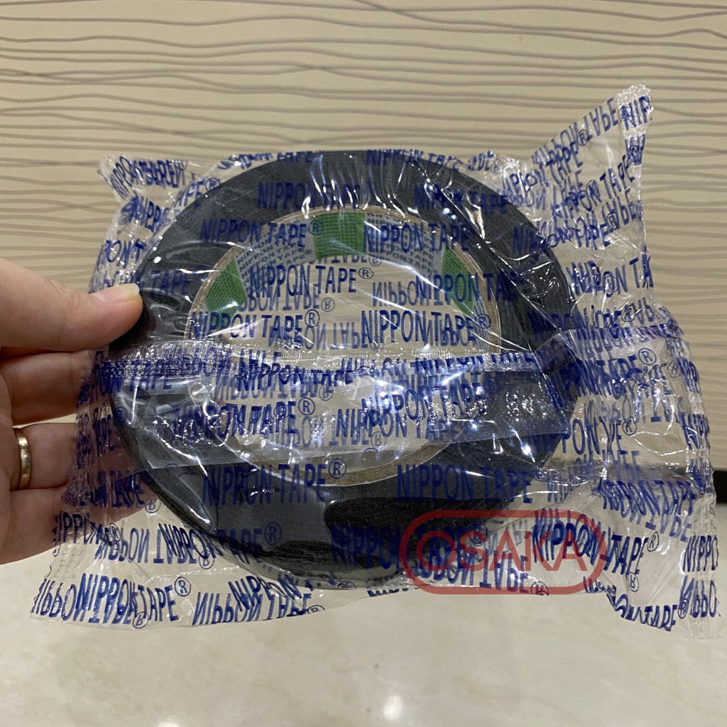 

Nippon Double Tape Foam Hijau Busa 20mm / 1 inch x 5 yard 3M