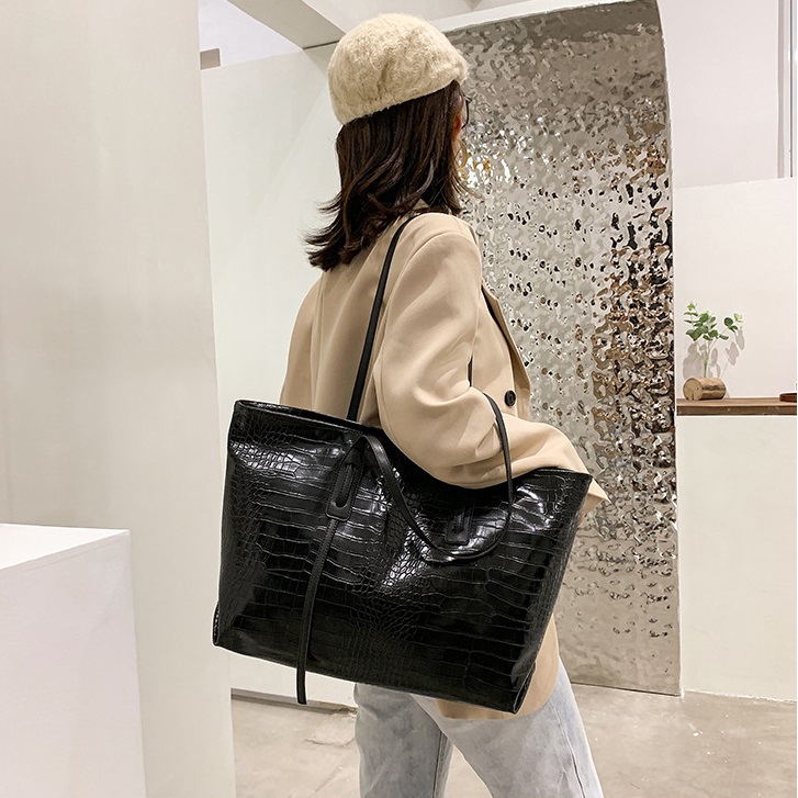 MV_Marvelouz MV111728 tas TOTE BAG Elegant wanita import terbaru 1kg bisa 2 tas import GT1728 CR7484