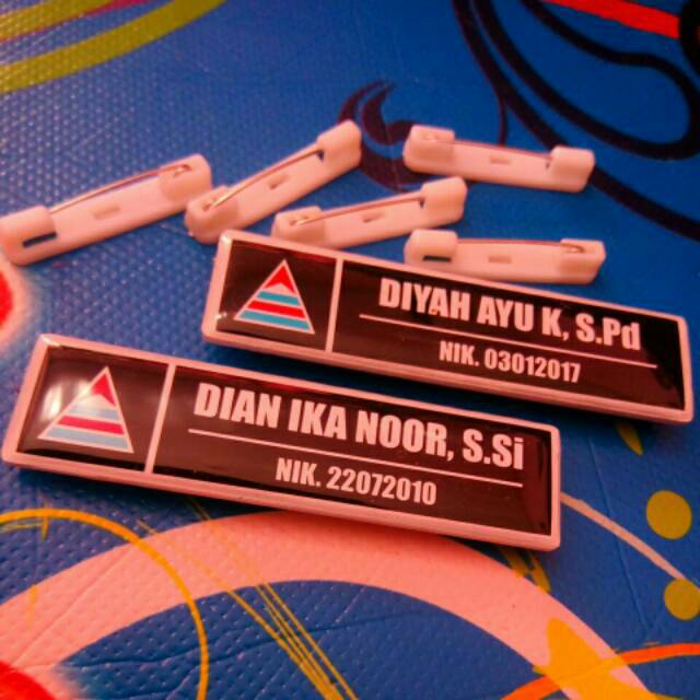 

Nametag, Nama Dada akrelik full color.