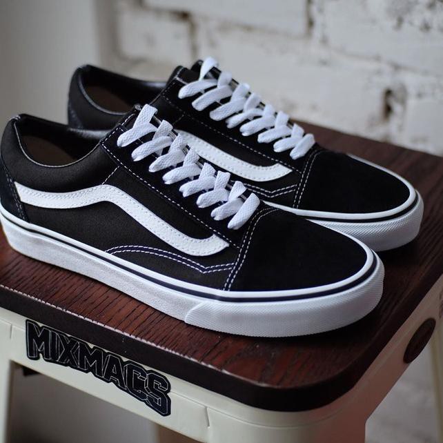 harga vans old skool black white original