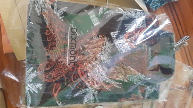 Kemeja Batik Pria Lengan Pendek Bs93 Katun Motif Modern Dixmont Semi Slimfit