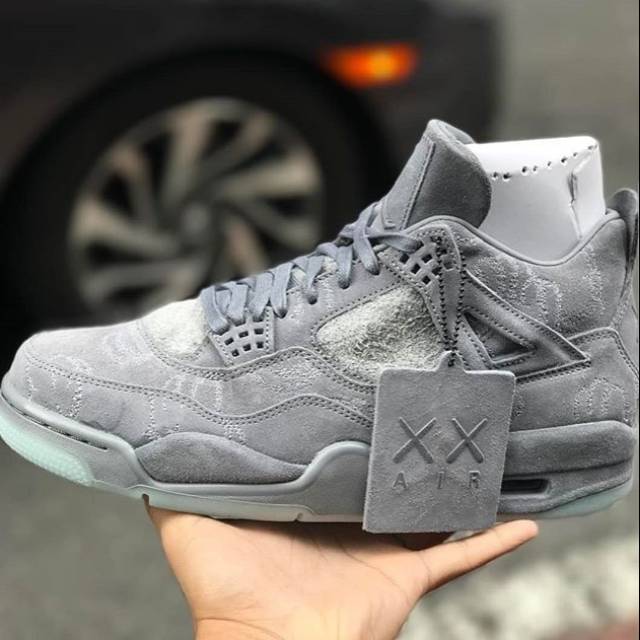 Jordan X KAWS 4 Glow in the dark