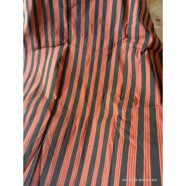 SARUNG TENUN LURIK TENUN LURIK TORAJA LURIK KLATEN