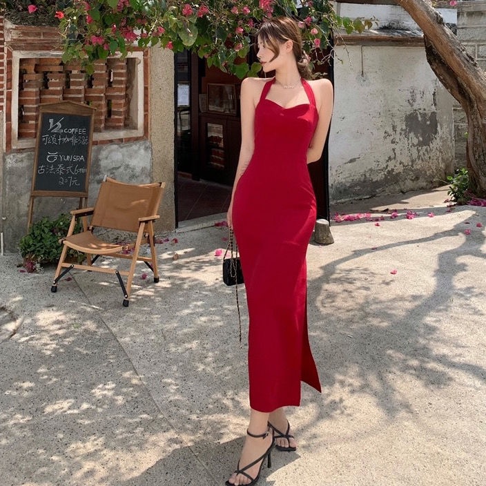 Red Gaya liburan elegan temperamen halter dress tube top acara tubuh tas pinggang ketat pinggul tinggi celah menunjukkan kaki rok panjang