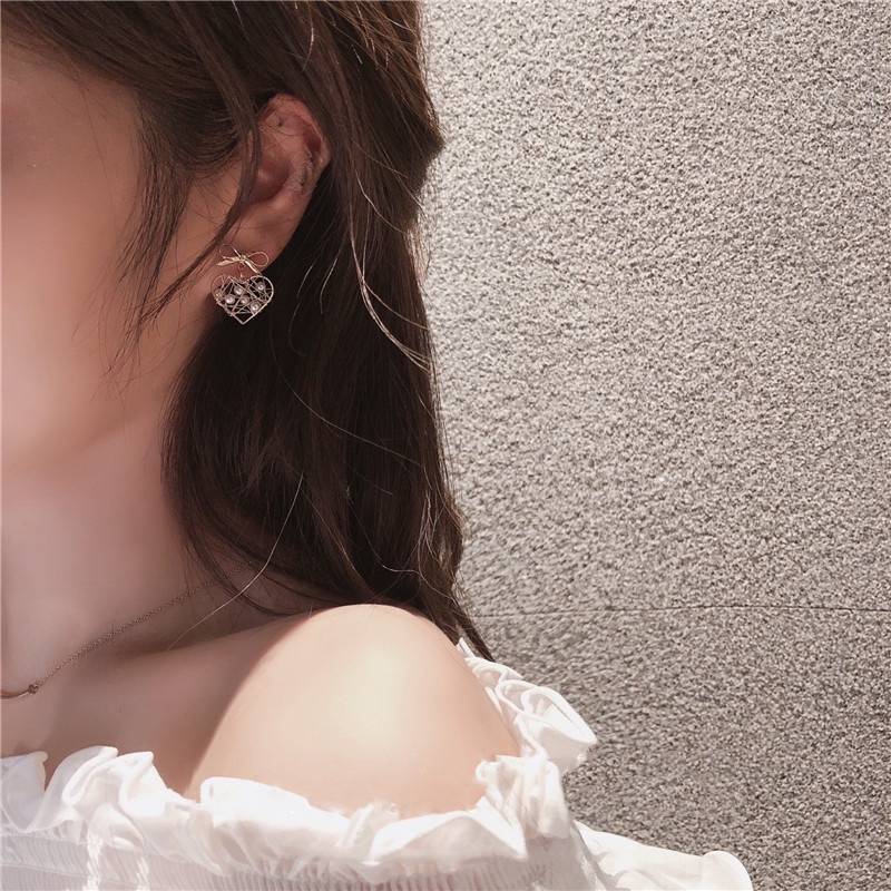 Korea Dongdaemun baru ikatan simpul anting-anting hollow winding cinta hati anting-anting anting-ant