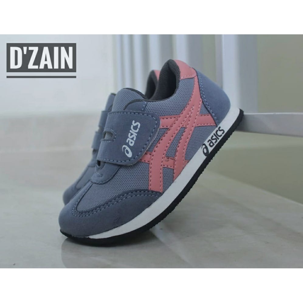 sepatu sneaker anak perempuan/sepatu anak sport