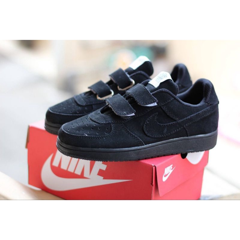 Sepatu Anak Nike Air Force 1 Suede