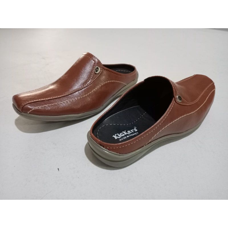 sepatu sendal pria/bustong pria/slop sendal pria warna tan