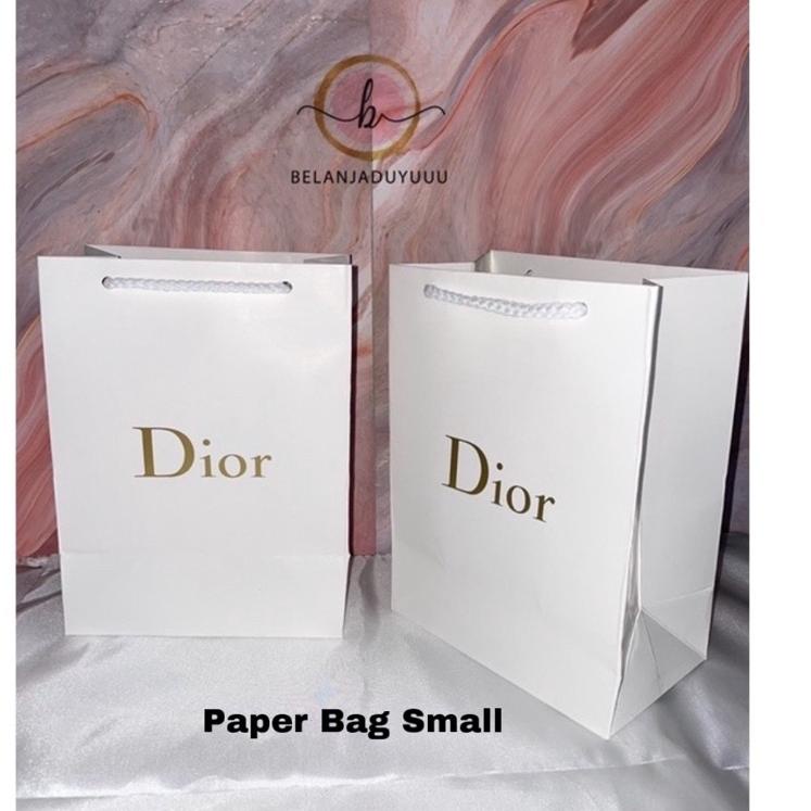 

Paperbag Dior Paperbag Branded Paperbag Kado Shopping Bag Branded ➚➙ ➫ (Bayar Di Tempat)
