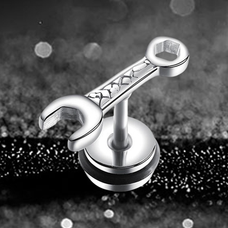 Anting Bentuk Kunci Pas Kecil Bahan Stainless Steel Gaya Punk Untuk Pria Dan Wanita