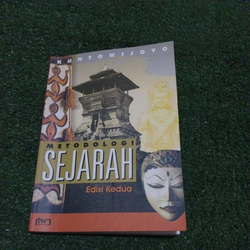 Metodologi Sejarah Kuntowijaya