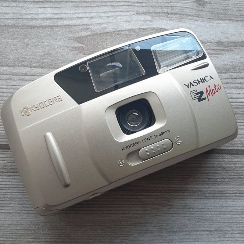 Kamera Analog Yashica EZ Mate Yashica Ez View Yashica Clearlook AF