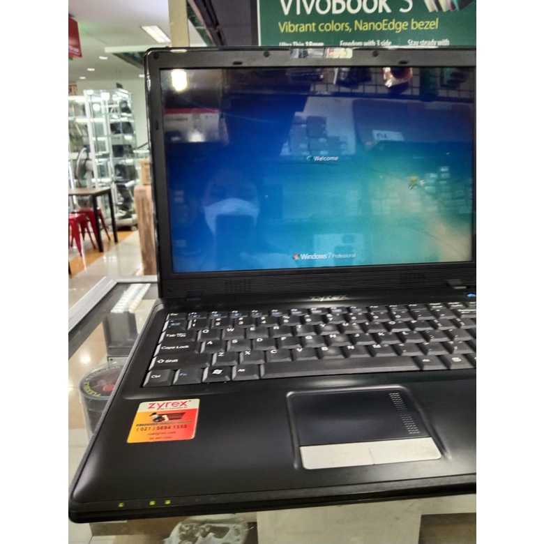 laptop leptop second  bagus segel ANOTE  bekas murah bagus ram 2gb 12 INCI