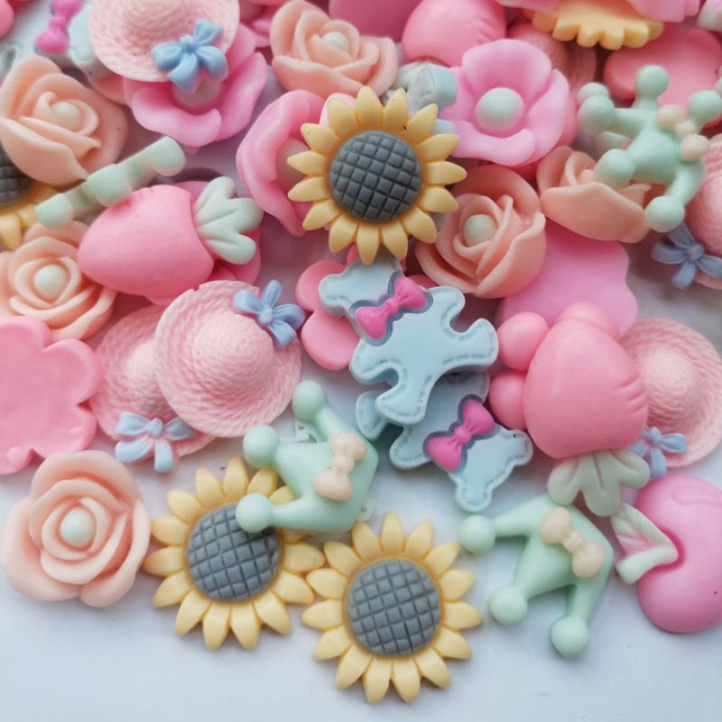 10pcs resin clay karakter lucu