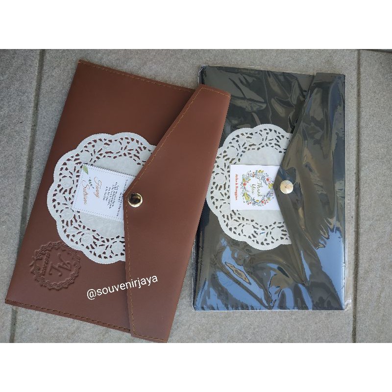 souvenir dompet kulit murah