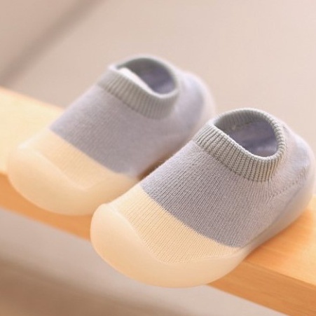 [ PRODUK IMPORT 100% ] Sepatu Anti Slip Bayi Sepatu Bayi PREWALKER kaos kaki anak import