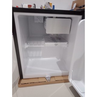 GEA RS-06DR Mini Bar, Kulkas Portable, Kulkas Kecil (SILVER) Kulkas Hotel