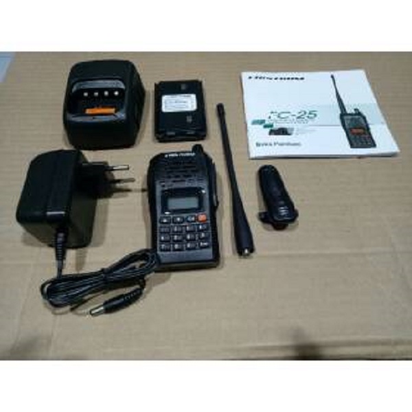 HT FIRSTCOM FC 25 5 Watt Radio Komunikas Garansi 1 tahun