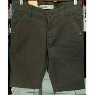  cardinal  celana  katun bermuda 3 model slim fit size 30 31 