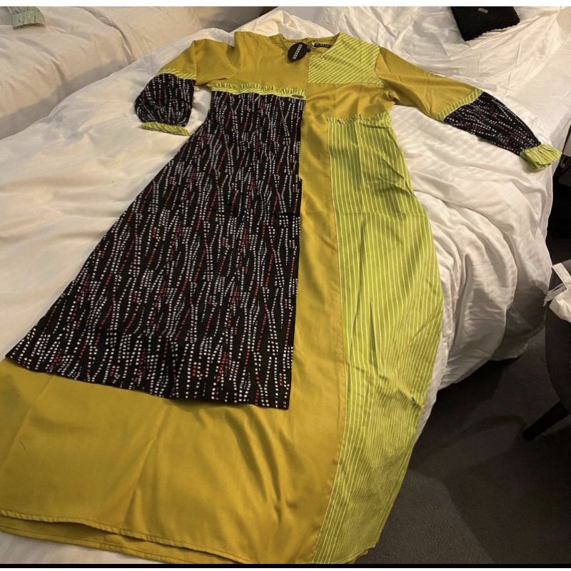 Pl dress zalifa size s