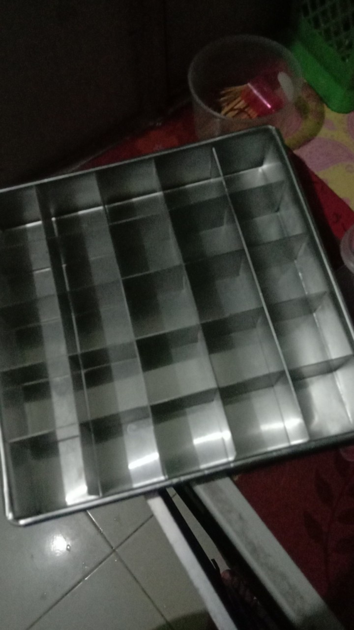 Loyang Skat Brownis Uk.20x20x4