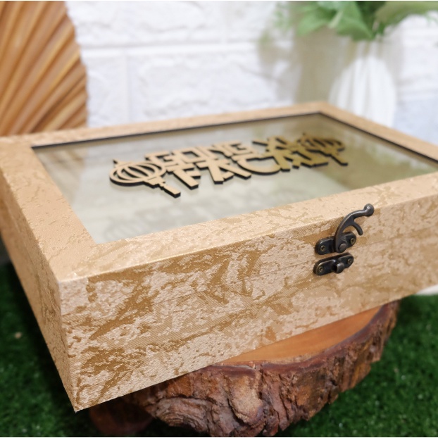 Custom Box Kayu Hampers Imlek by Lasercreative