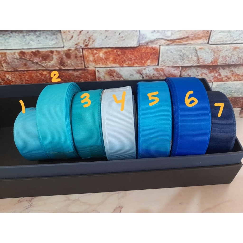 

GRANDMLATI RB22 (per 1 yard) Pita Grossgrain polos BIRU SERIES 2,5cm