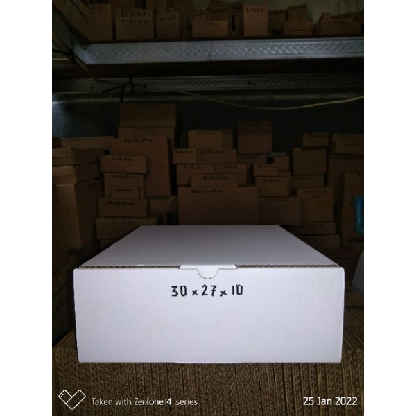 

Kardus 30x27x10 cm die cut baru tebal polos luar dalam