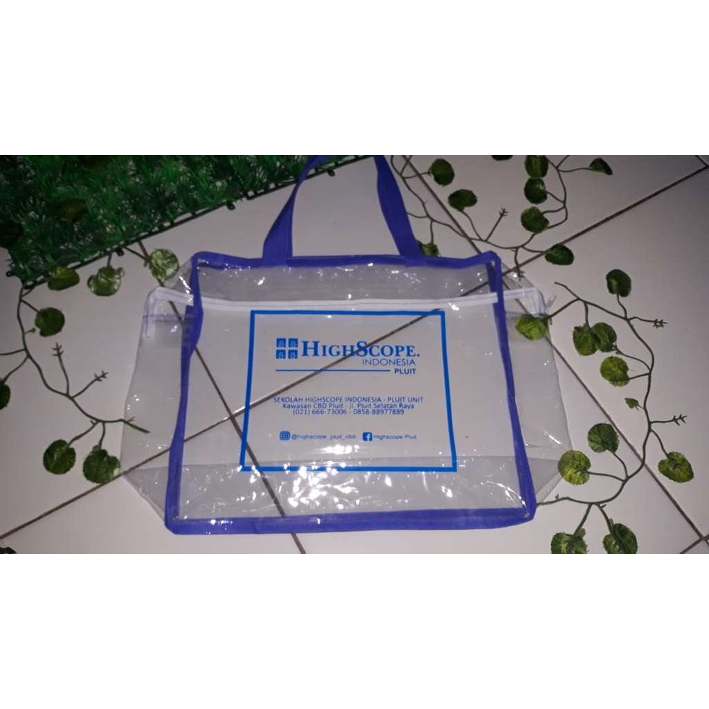 TAS SOUVENIR RESLETING MIKA